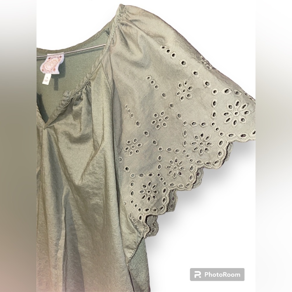 Truself Women’s extra large xl green blouse 100% cotton front
